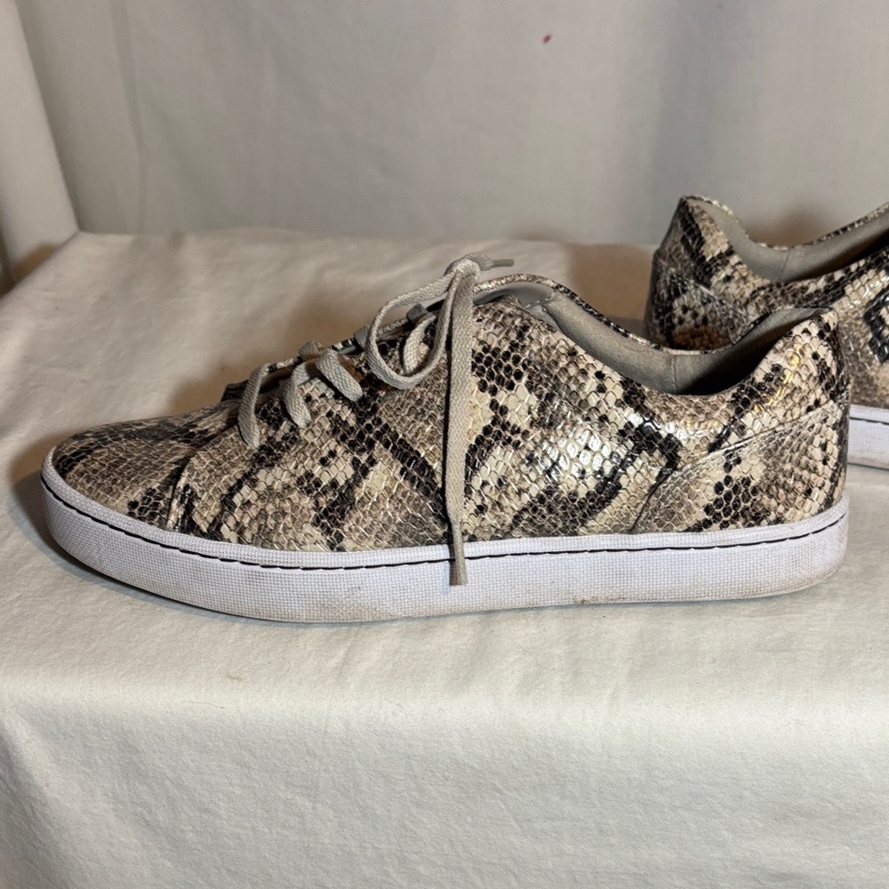 Clarks Snakeskin Pattern Sneakers View 5